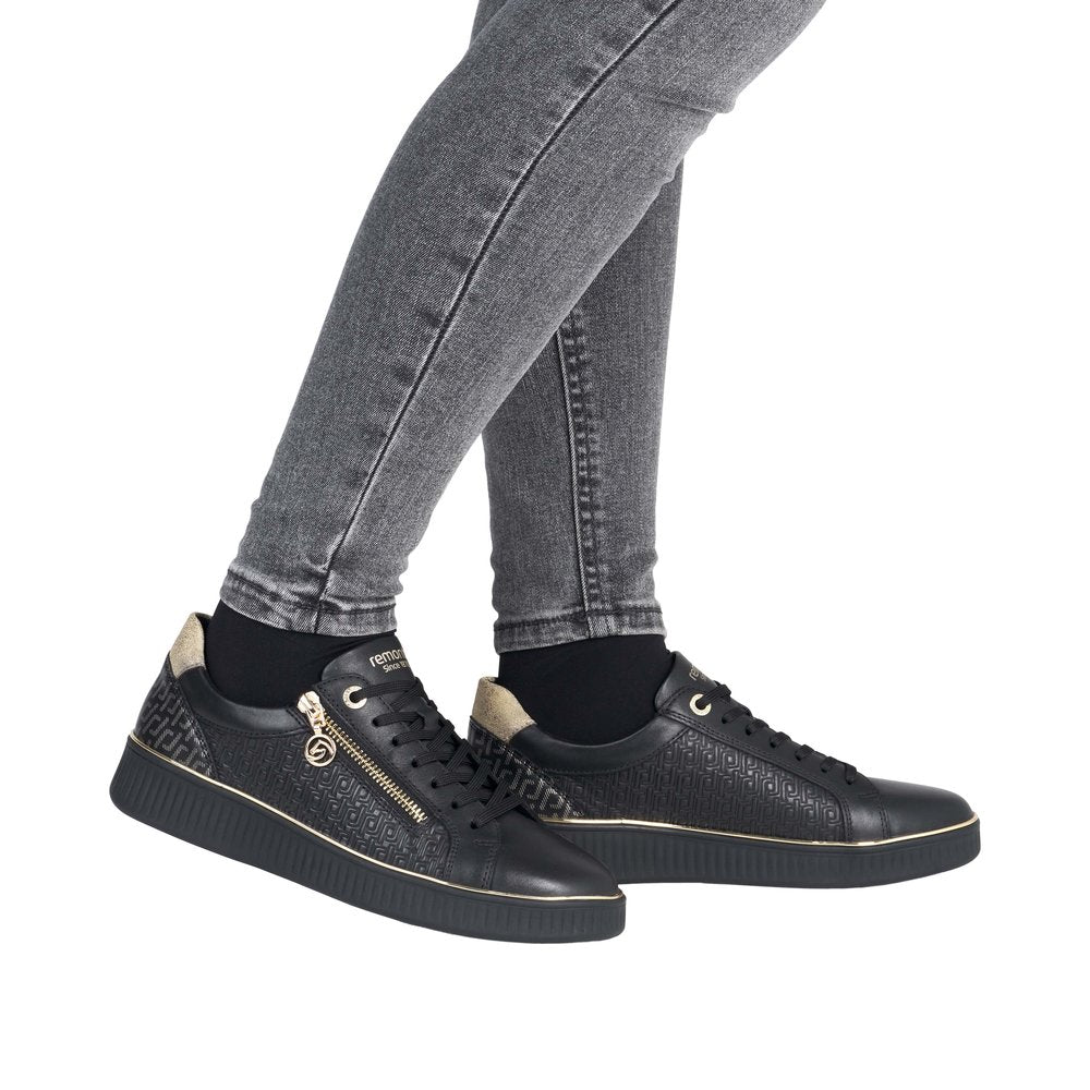 Remonte  D2E00-03 Dress Sneakers