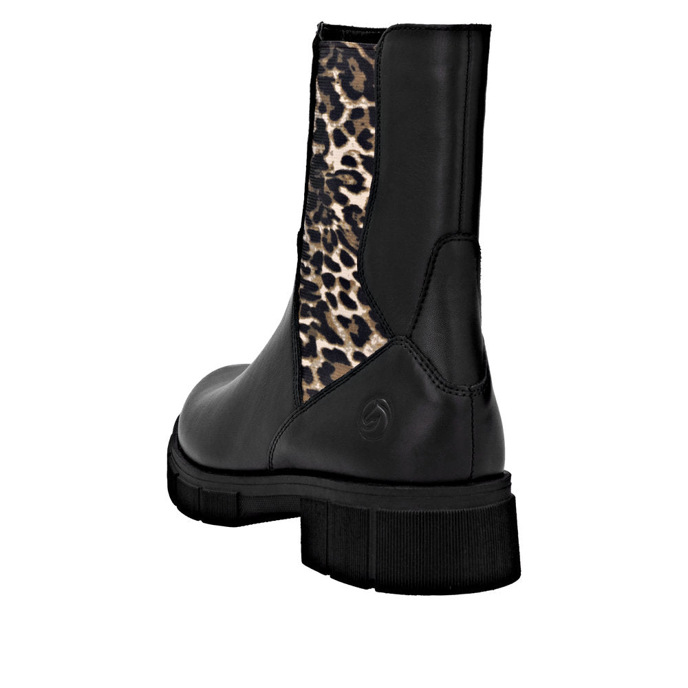 Remonte D2S70-03 Short Ankle Boots