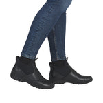Charger l'image dans la galerie, Rieker L4677-00 Short Ankle Boot
