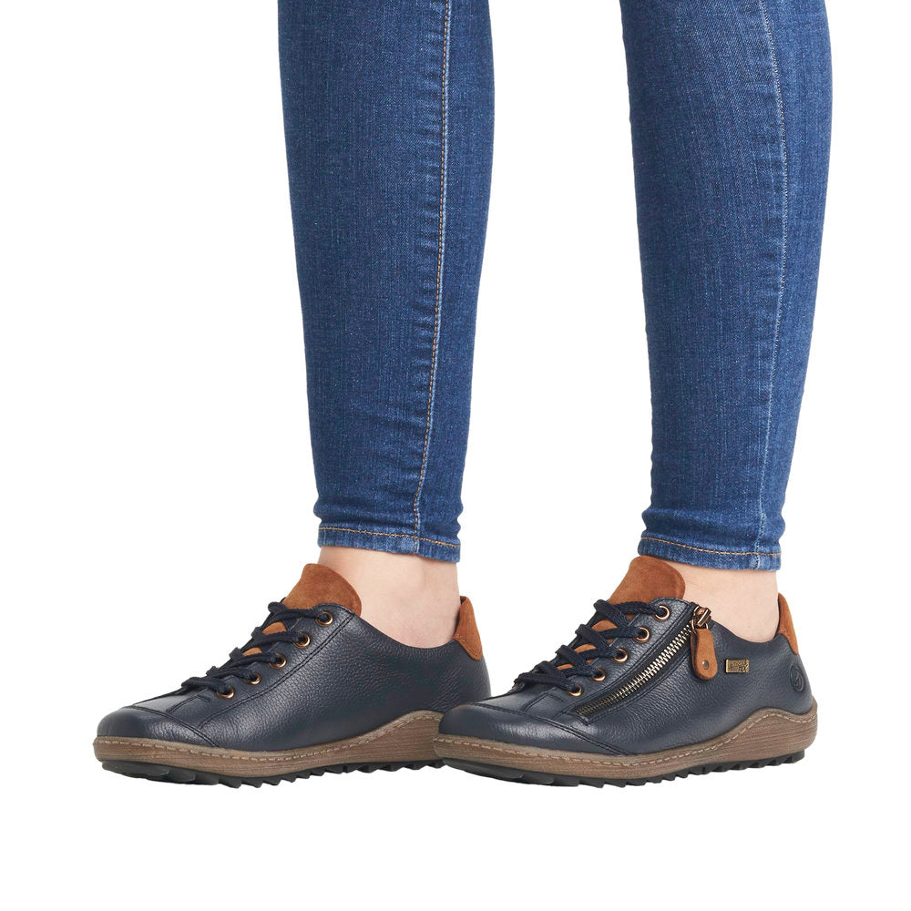 Remonte R1402-16 Walking Shoes