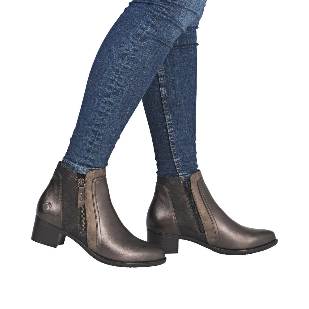 Rieker R5172-90 Women's Dress Boots